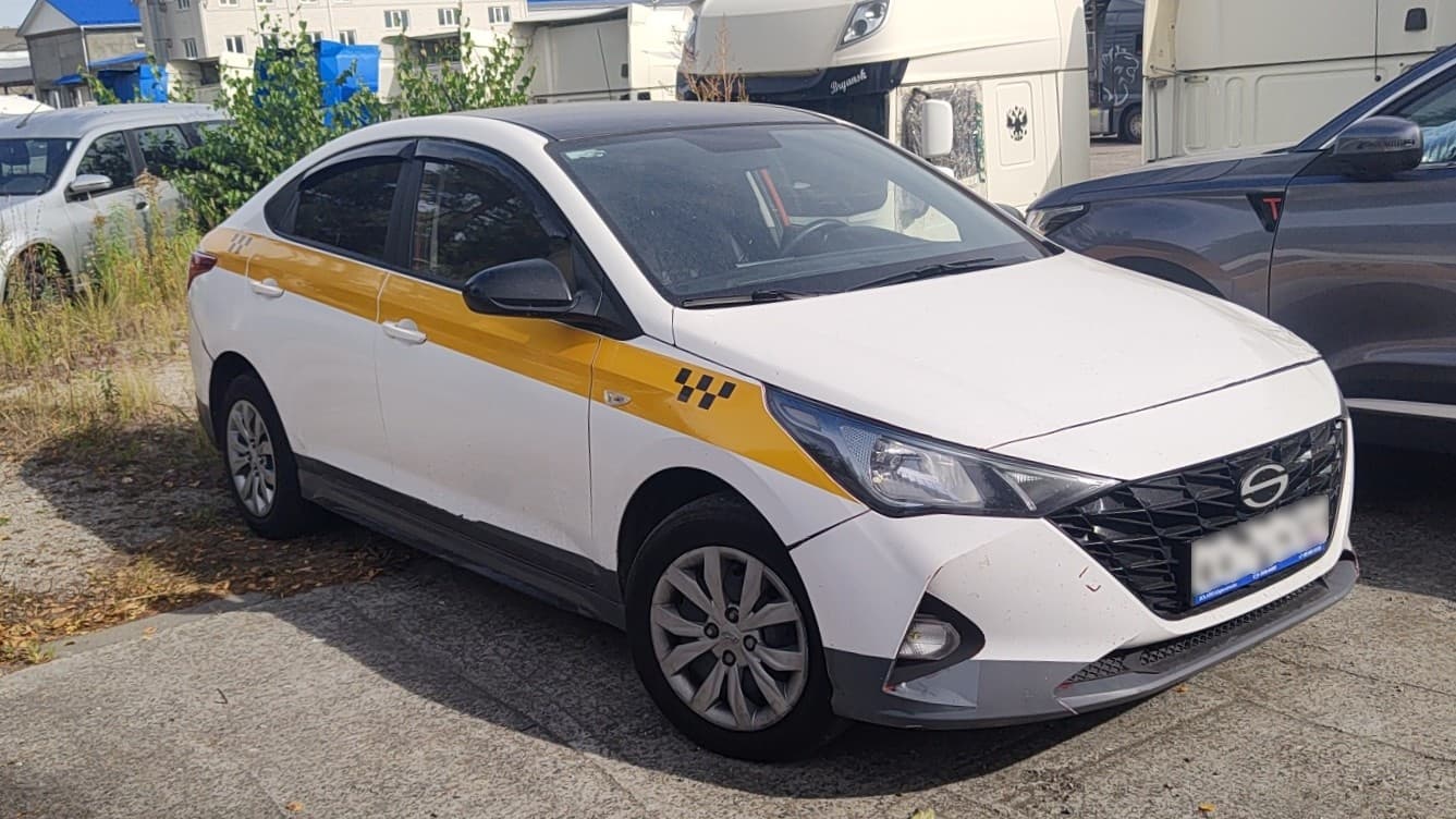 Hyundai Solaris - 2
