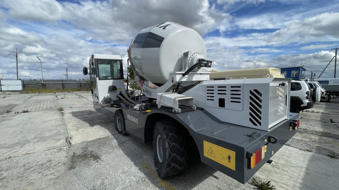 Yugong SDM* Автобетоносмеситель с самозагрузкой - 4