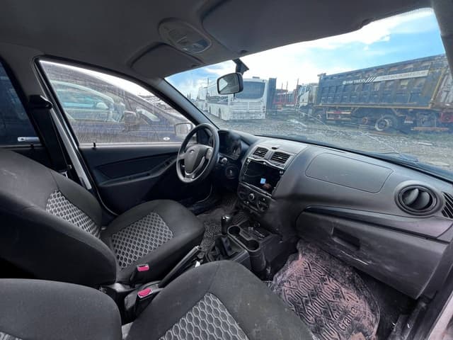 Lada Granta седан - 6