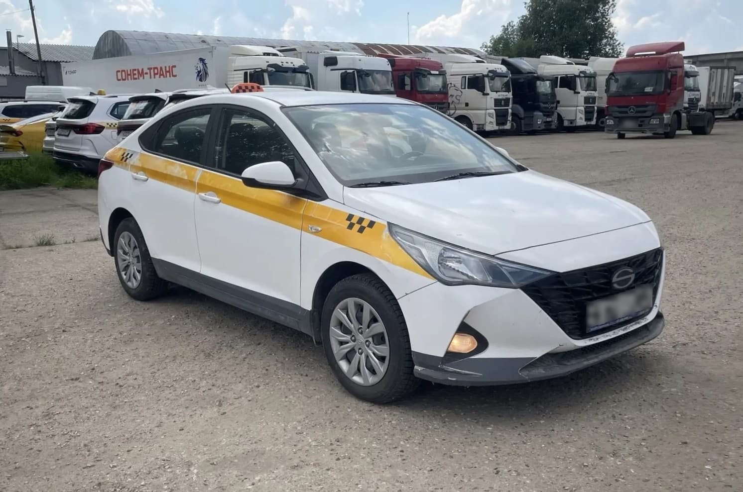 Hyundai Solaris - 2