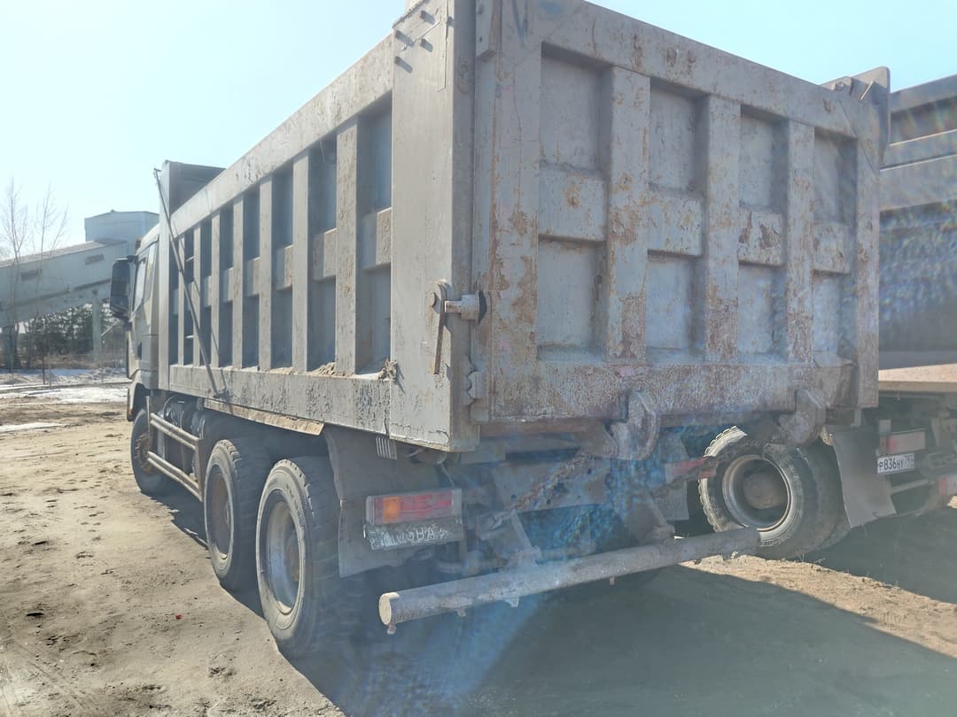 Shacman (Shaanxi) SX32586T384 6x4 Самосвал - 4