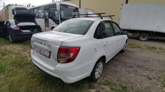 Lada Granta седан - 3