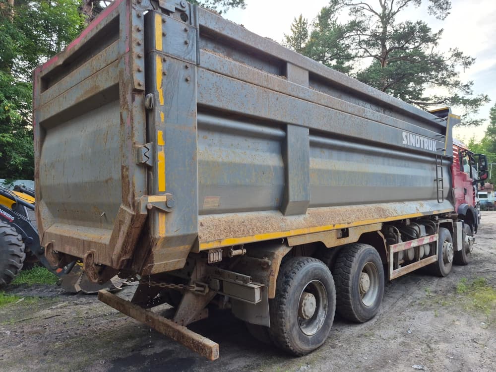Howo ZZ* 8x4 Самосвал - 3