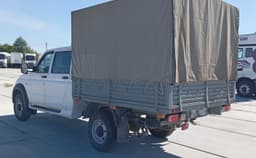 UAZ Profi - 4