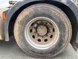 Камаз М1946 4x2 Седельный тягач - 10