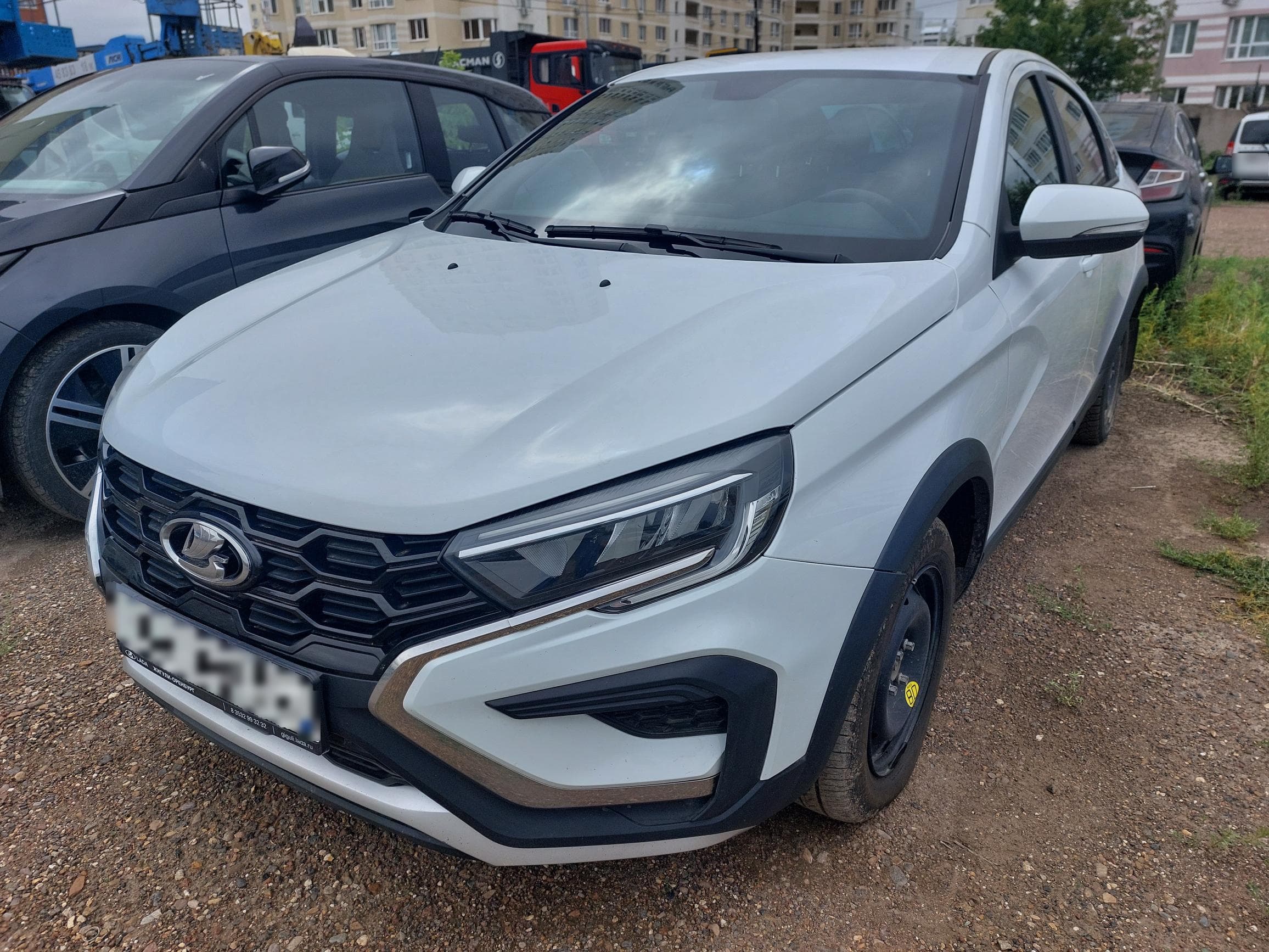Lada Vesta Cross - 1