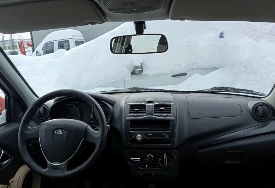 Lada Granta седан - 5