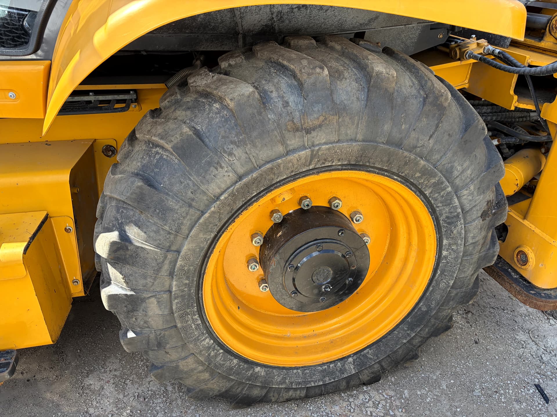 Zauberg EF3* Экскаватор-погрузчик - 9
