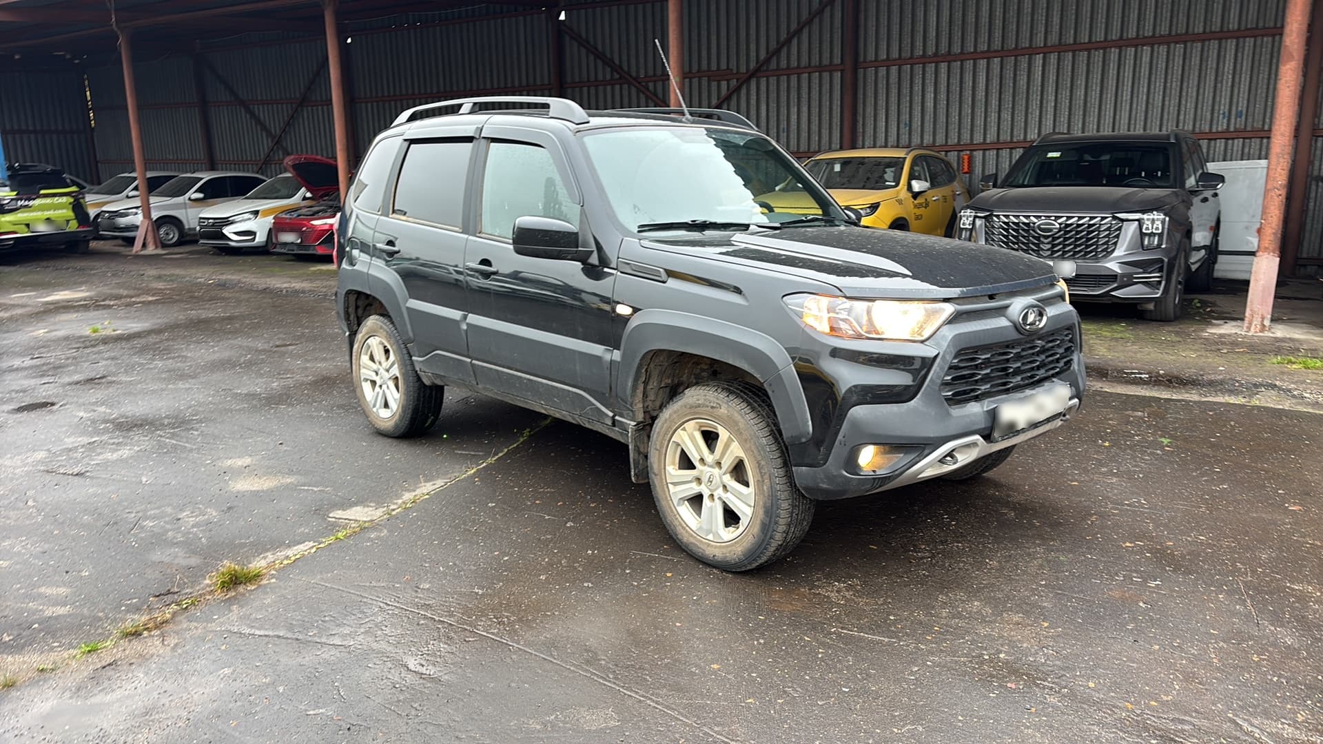 Lada Niva Travel - 2