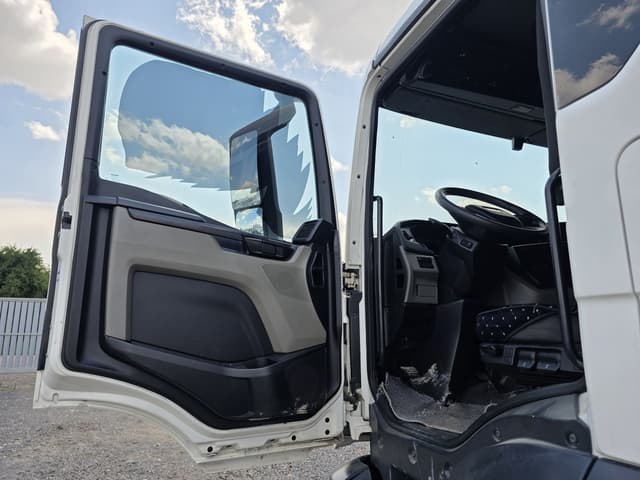 MAN TGS 6x4 Седельный тягач - 7