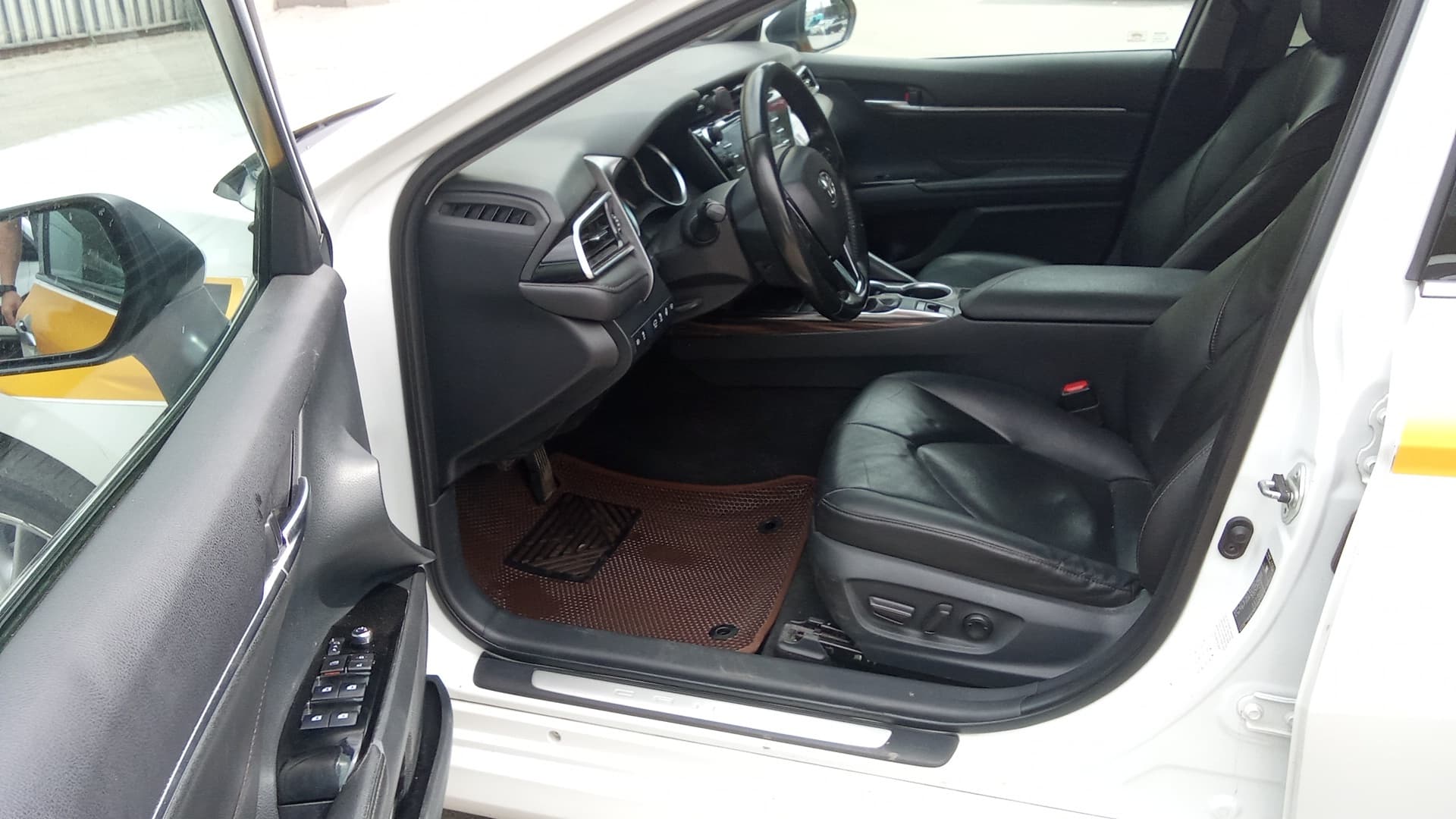 Toyota CAMRY - 6