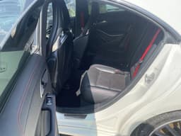 Mercedes-Benz CLA - 8