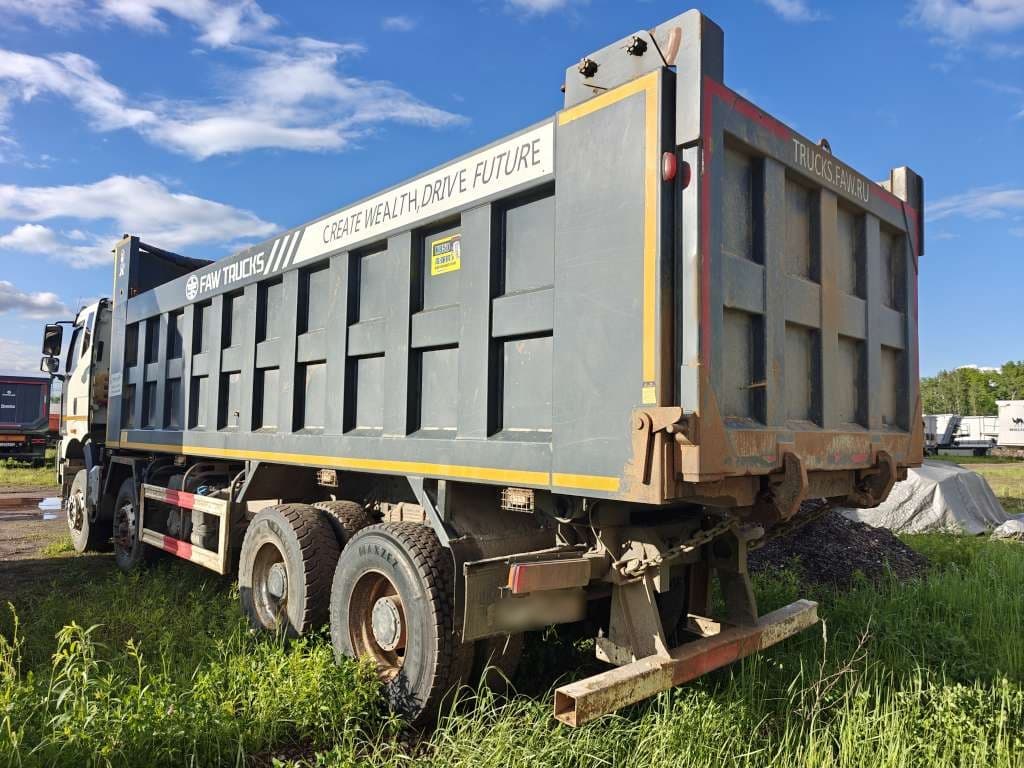 FAW J6 8x4 Самосвал - 4
