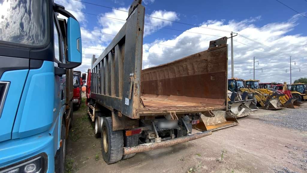 Shacman (Shaanxi) SX* 6x4 Самосвал - 4