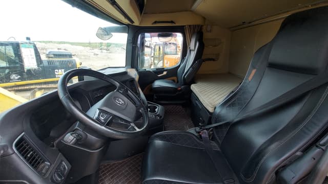 Shacman (Shaanxi) SX* 4x2 Седельный тягач - 5