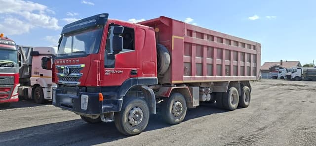 Hongyan 908 8x4 Самосвал - 1