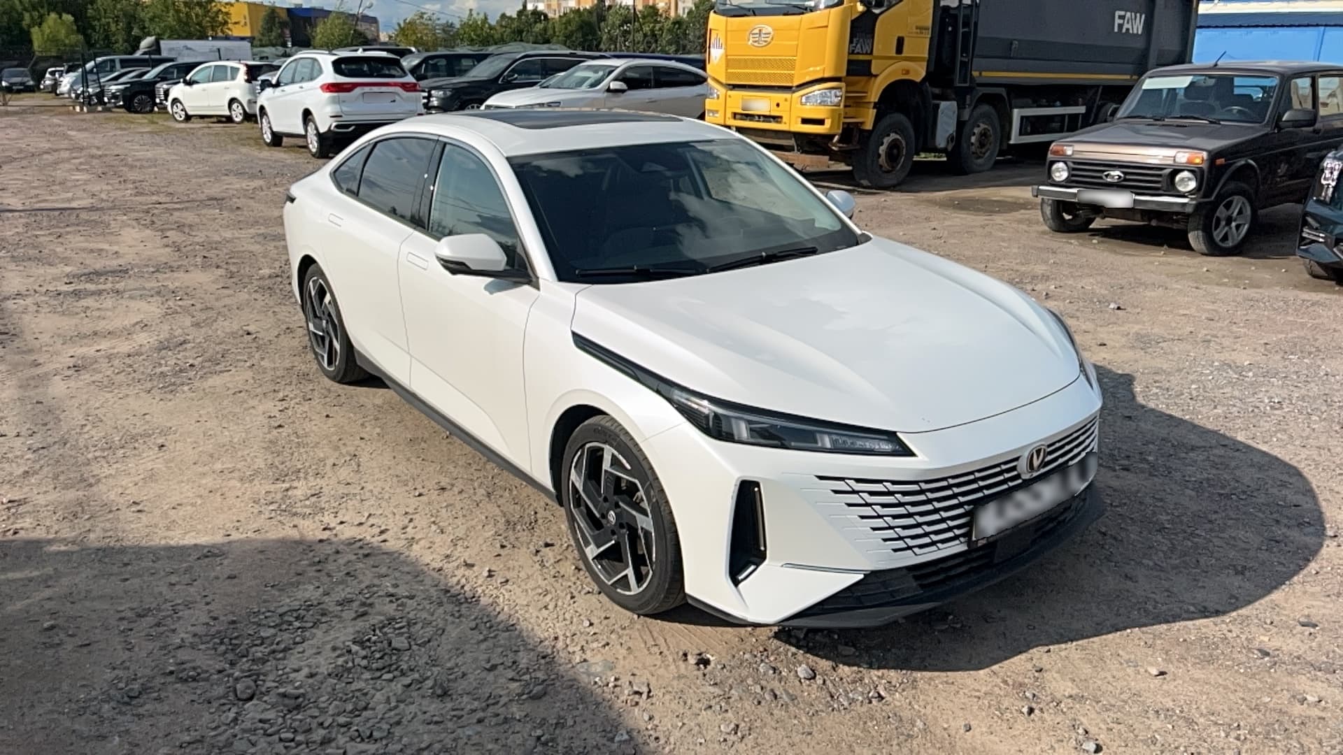 Changan Lamore - 2