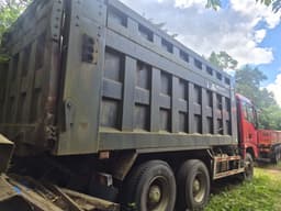 Shacman (Shaanxi) SX* 6x4 Самосвал - 3