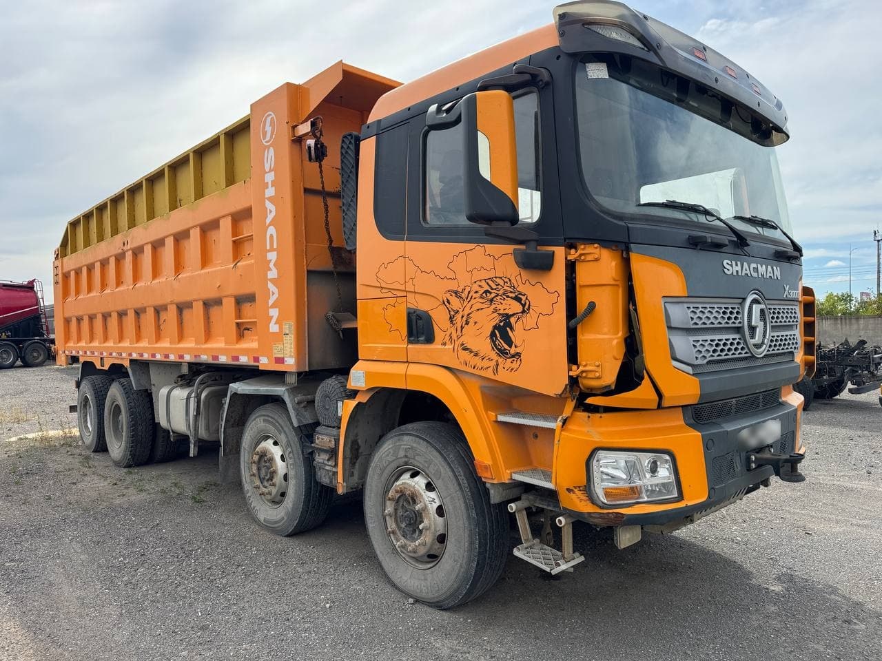 Shacman (Shaanxi) SX* 8x4 Самосвал - 2