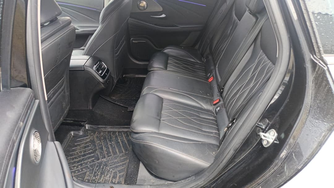 Chery ARRIZO 8 - 9