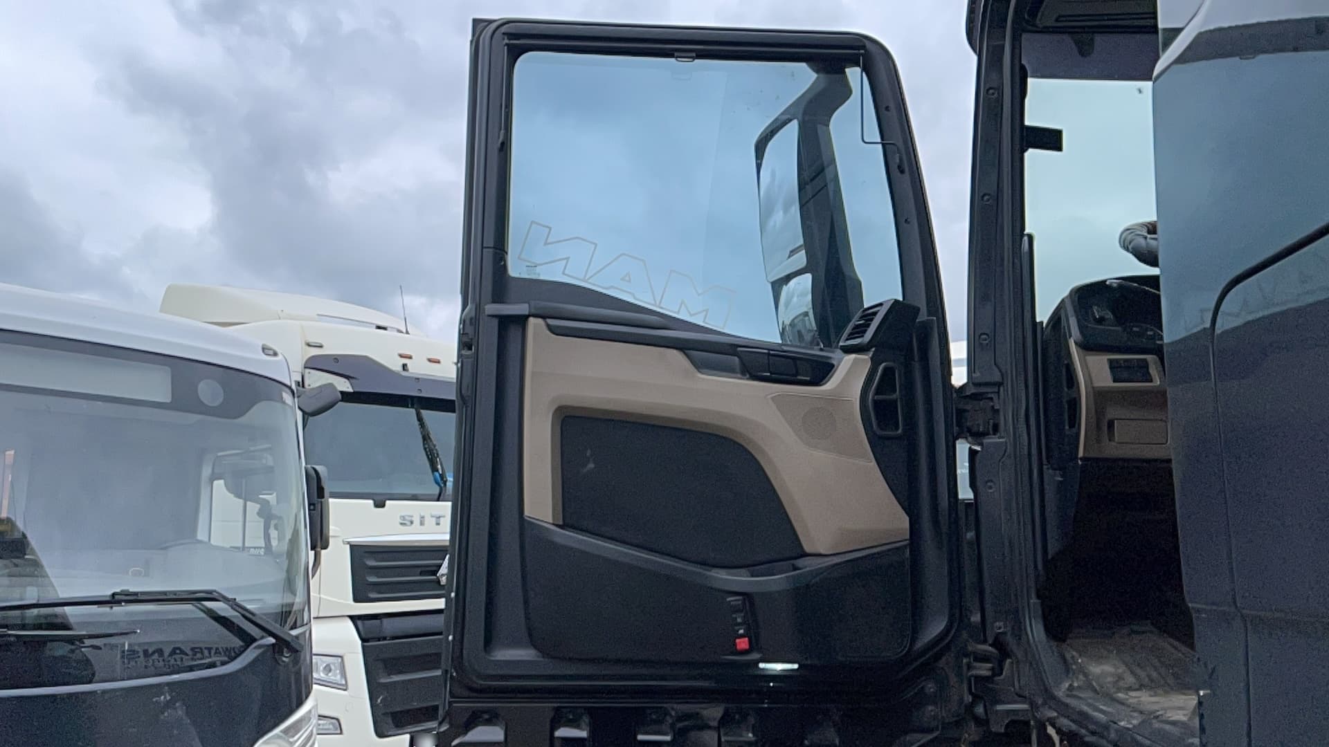 MAN TGX 4X2 Седельный тягач - 8