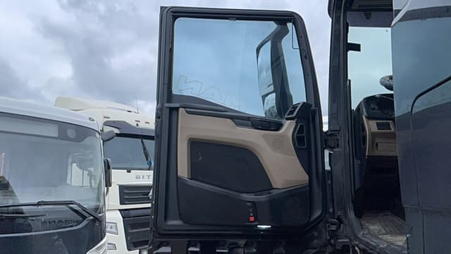 MAN TGX 4X2 Седельный тягач - 8