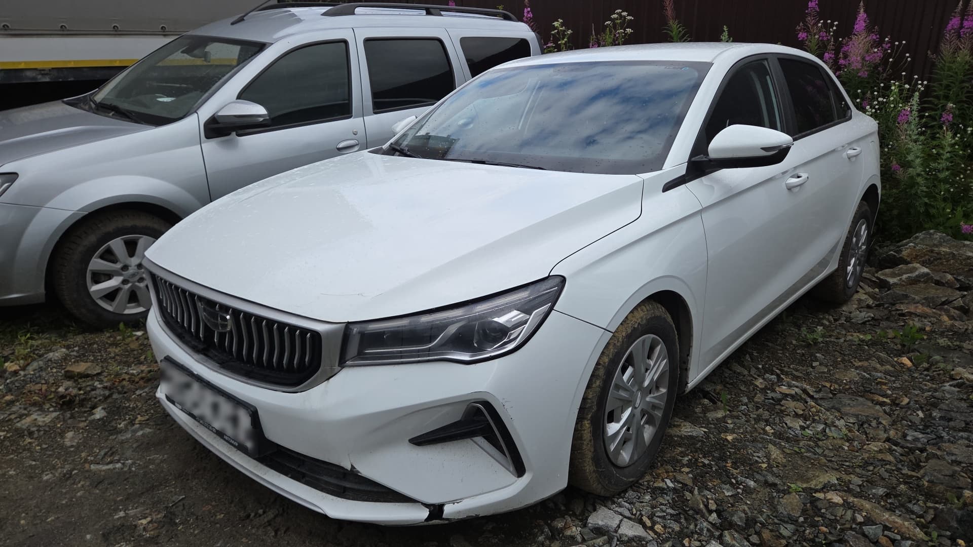 Geely EMGRAND - 1