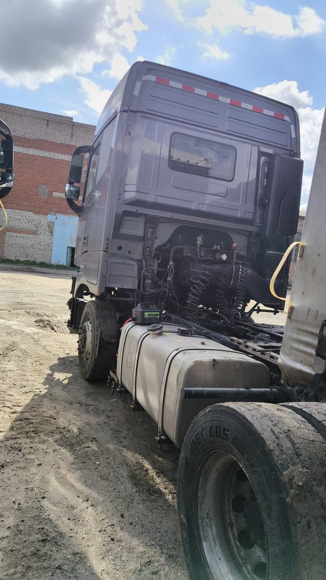 Foton AUMAN 4x2 Седельный тягач - 4