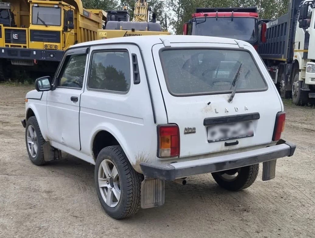 Lada Niva Legend 3 дв - 3