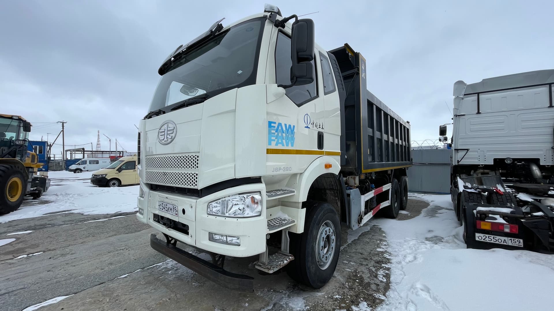 FAW J6* 6х4 Самосвал - 1