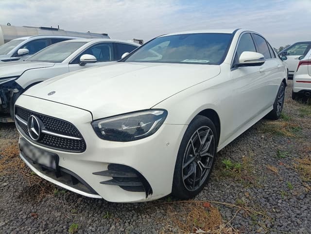 Mercedes-Benz E седан - 1