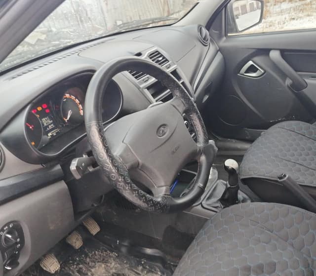 Lada Granta седан - 5
