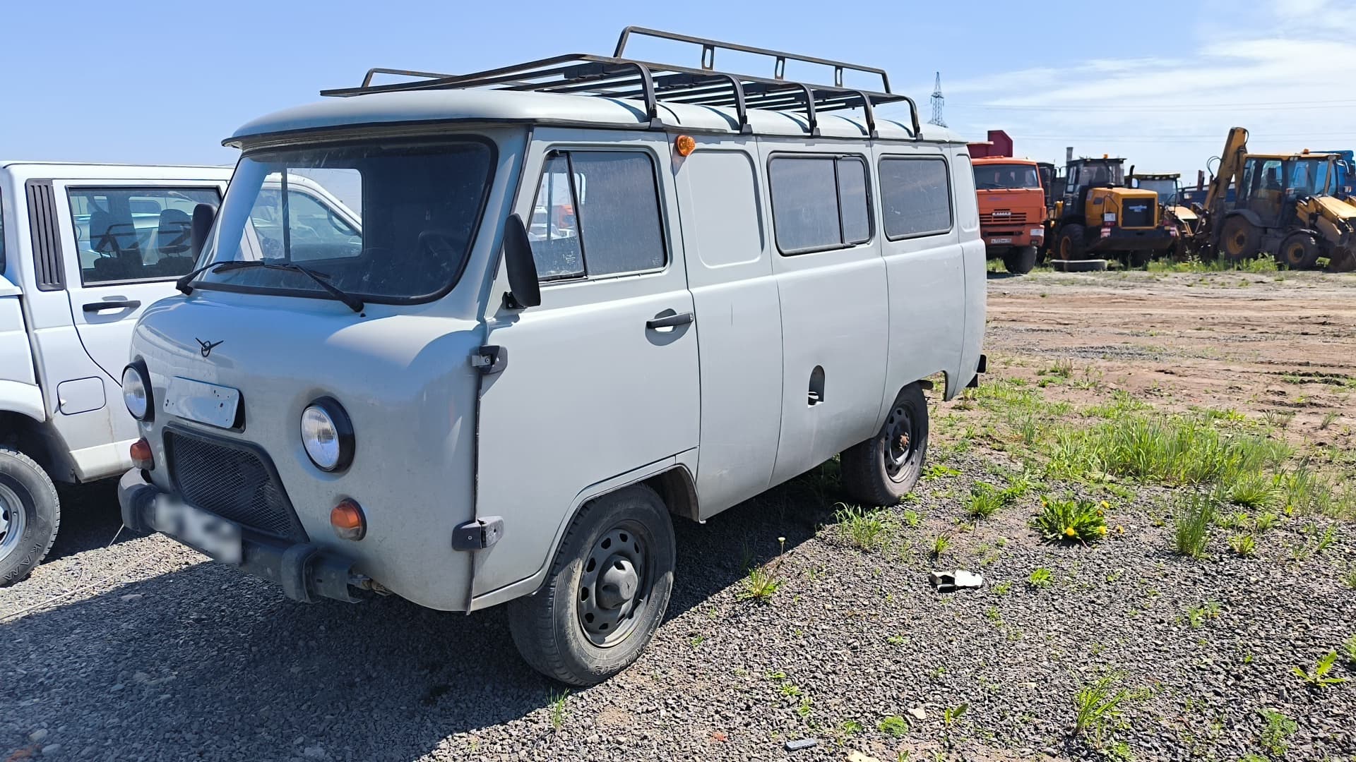 UAZ 3909* Грузопассажирский - 1