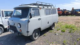 UAZ 3909* Грузопассажирский - 1