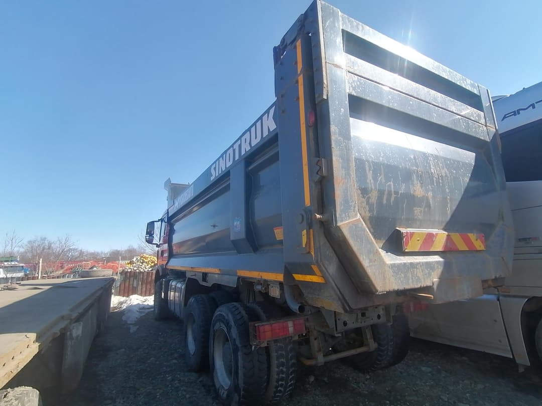 Howo T5G 6x4 Самосвал - 4