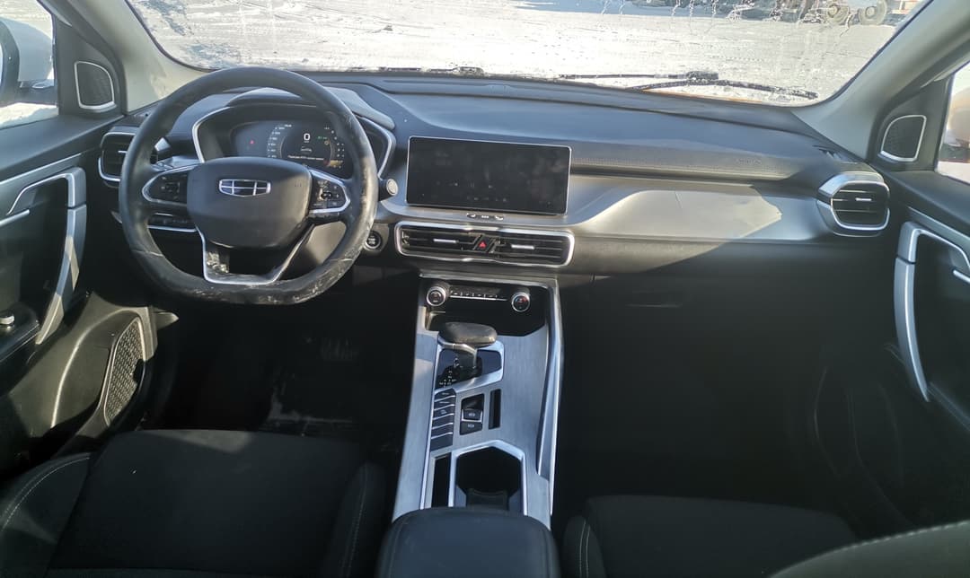 Geely Coolray - 5