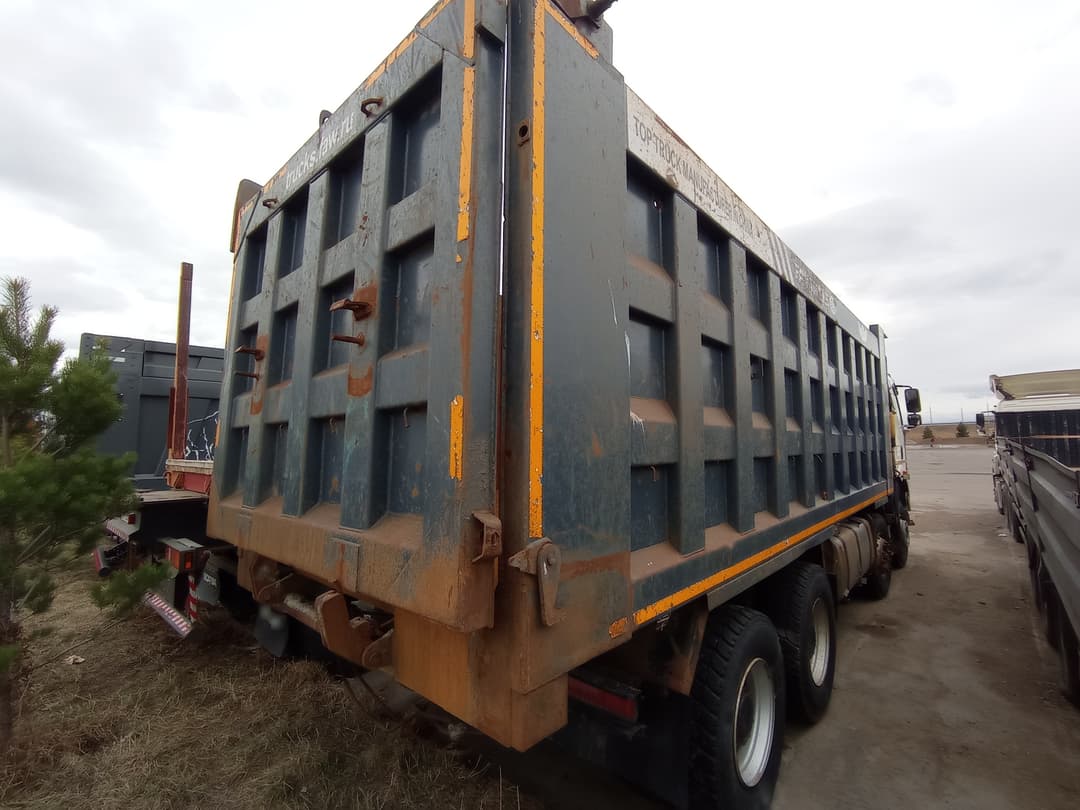 FAW J6 8x4 Самосвал - 3