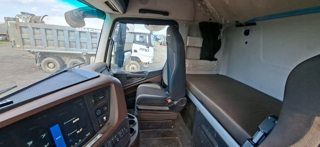 Камаз 54901 4x2 Седельный тягач - 9