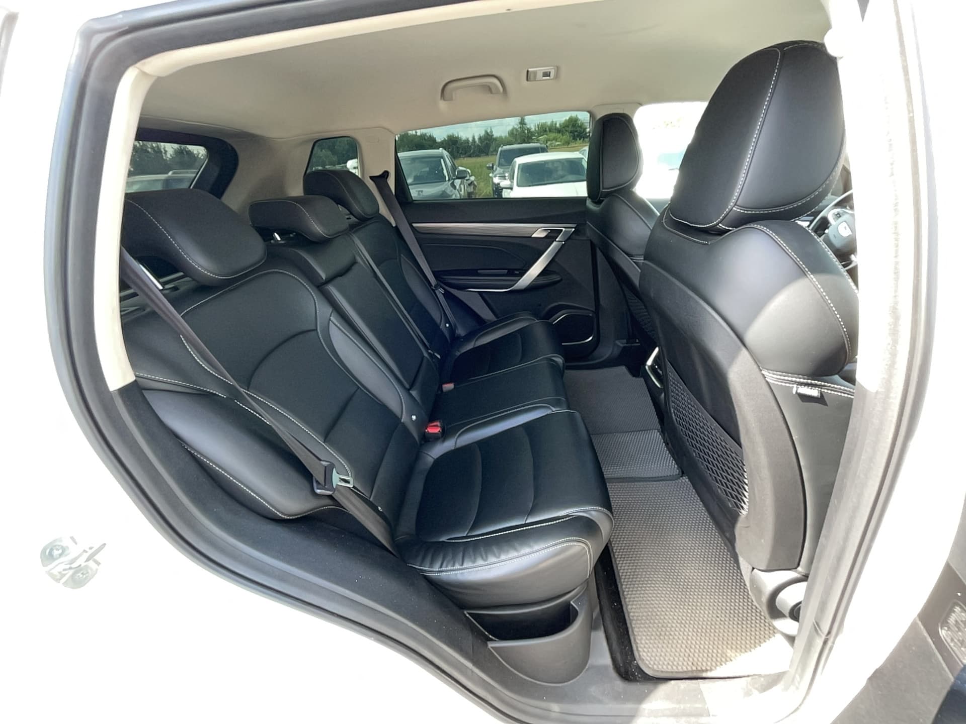 Geely Atlas Pro - 9