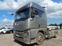 FAW JH6 4x2 Седельный тягач - 1
