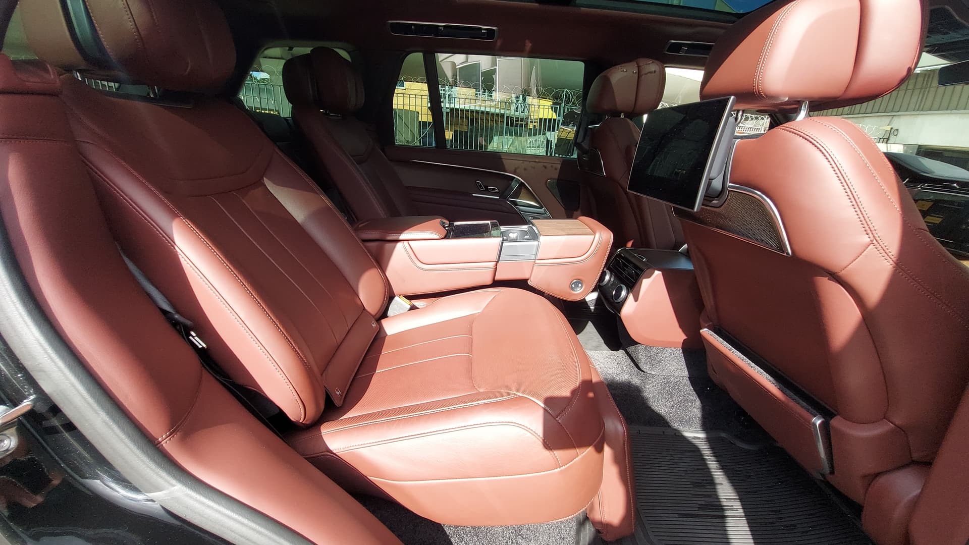 Land Rover Range Rover - 9