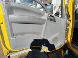 ISUZU ELF 7.5 4x2 Эвакуатор - 6
