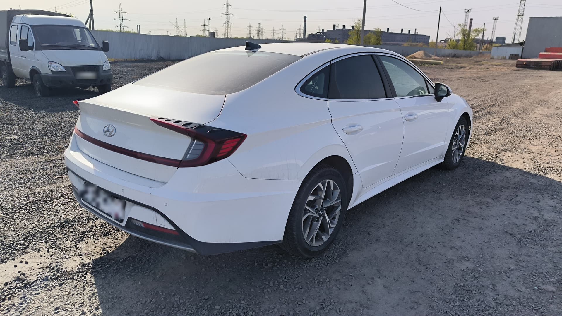 Hyundai Sonata - 3