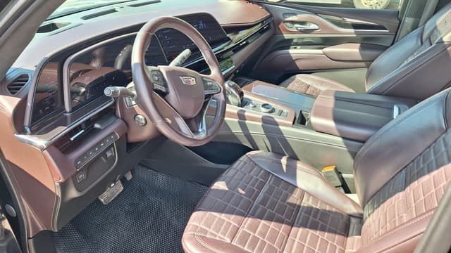 Cadillac Escalade - 6