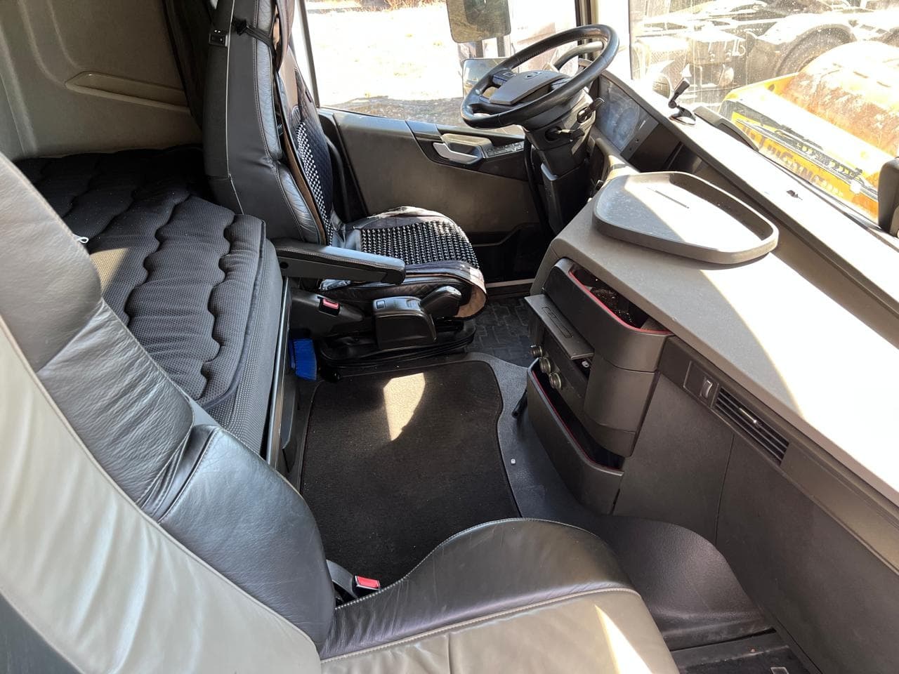 Volvo FH 6x2 Седельный тягач - 7