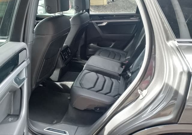 Volkswagen Touareg - 9
