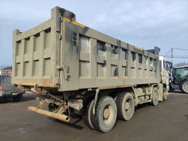 Dongfeng DFH 8x4 Самосвал - 3