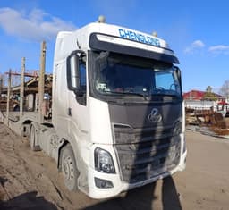 Chenglong LZ4181* 4x2 Седельный тягач - 2
