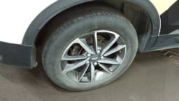 Geely Coolray - 10