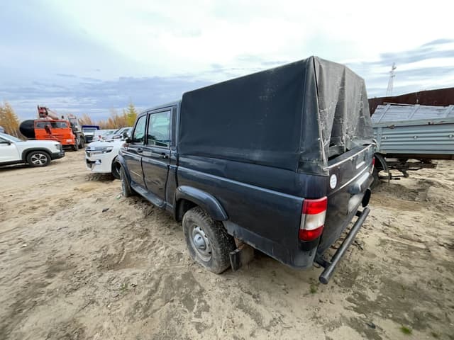 UAZ Pickup - 4